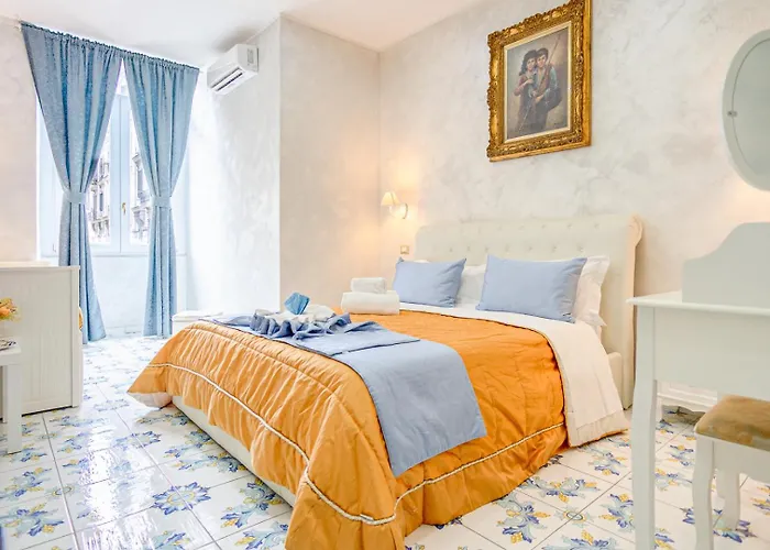 Alma AdryHotel Napoli